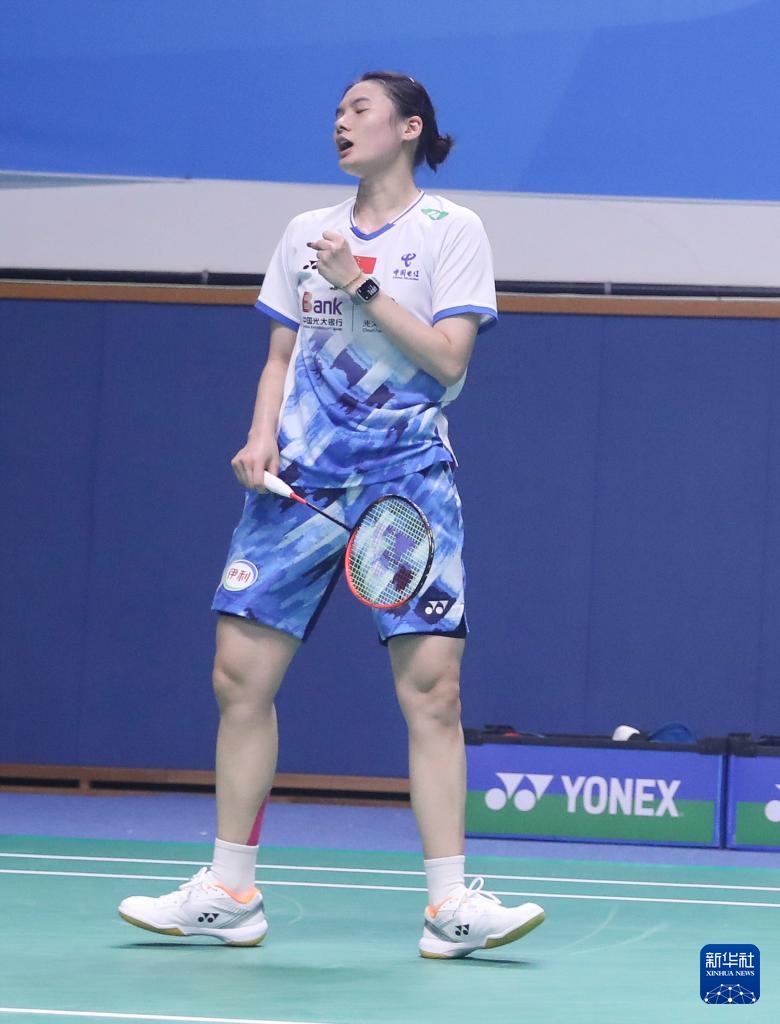 地纠结在过 地纠结在过