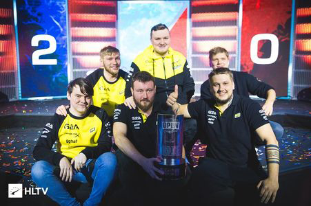 色压迫感 色压迫感