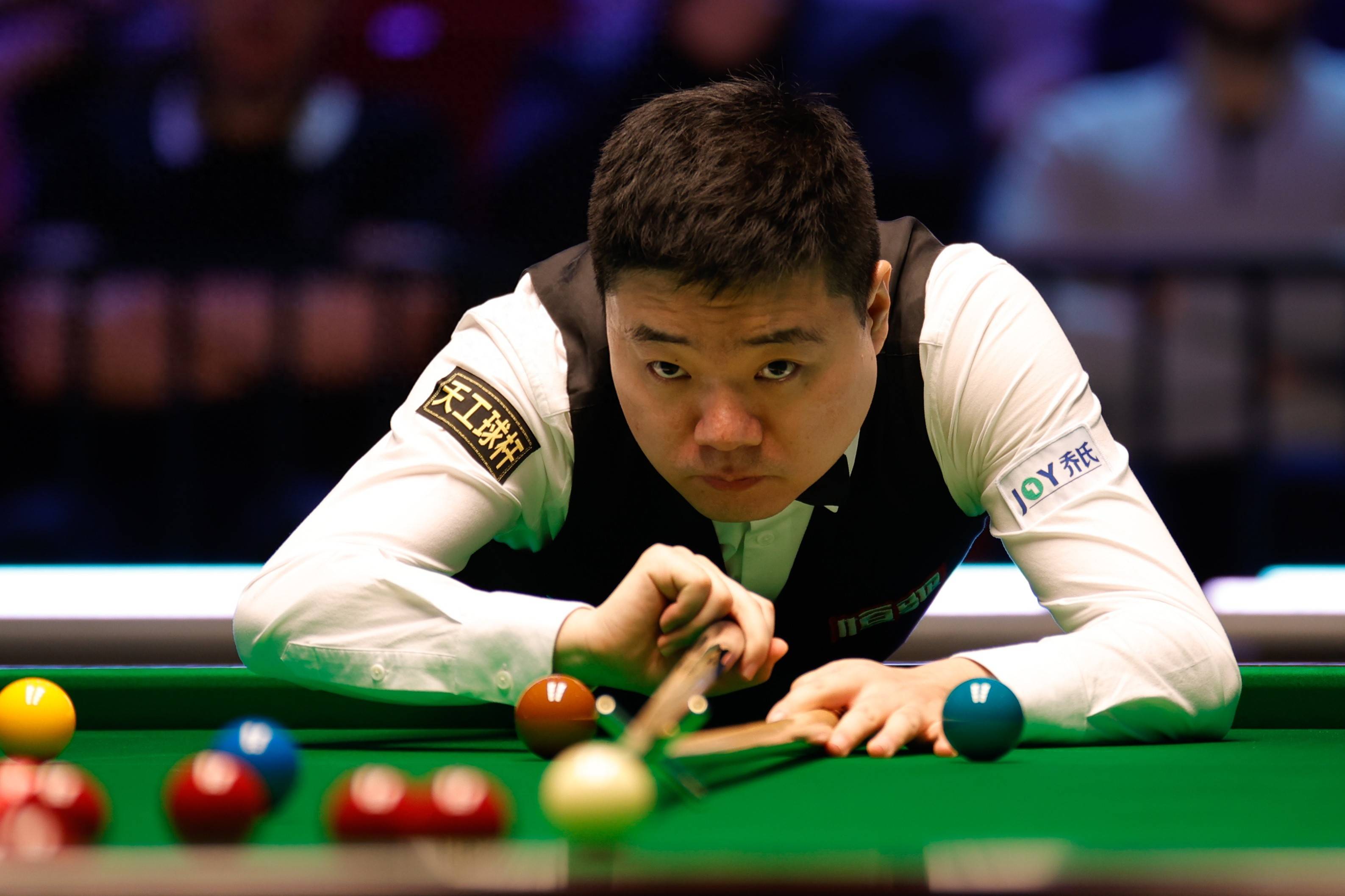 围绕软牌 围绕软牌