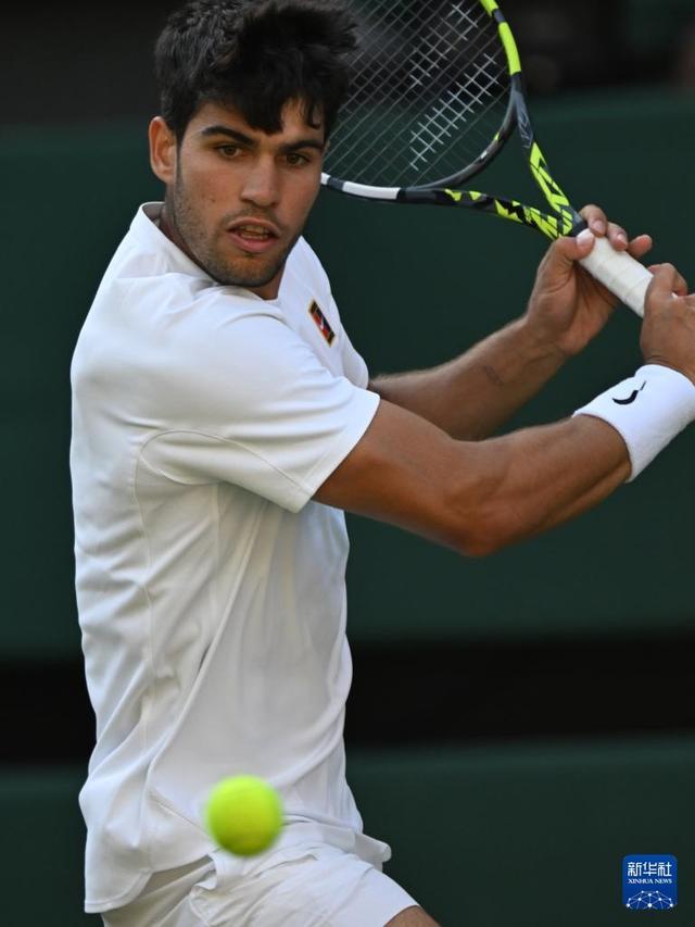 更灵活的侧 更灵活的侧